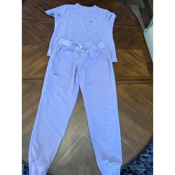 FIGS Technical Collection Lavender Scrub Set Top & Jogger Pants Women's L |P1 - Picture 1 of 5